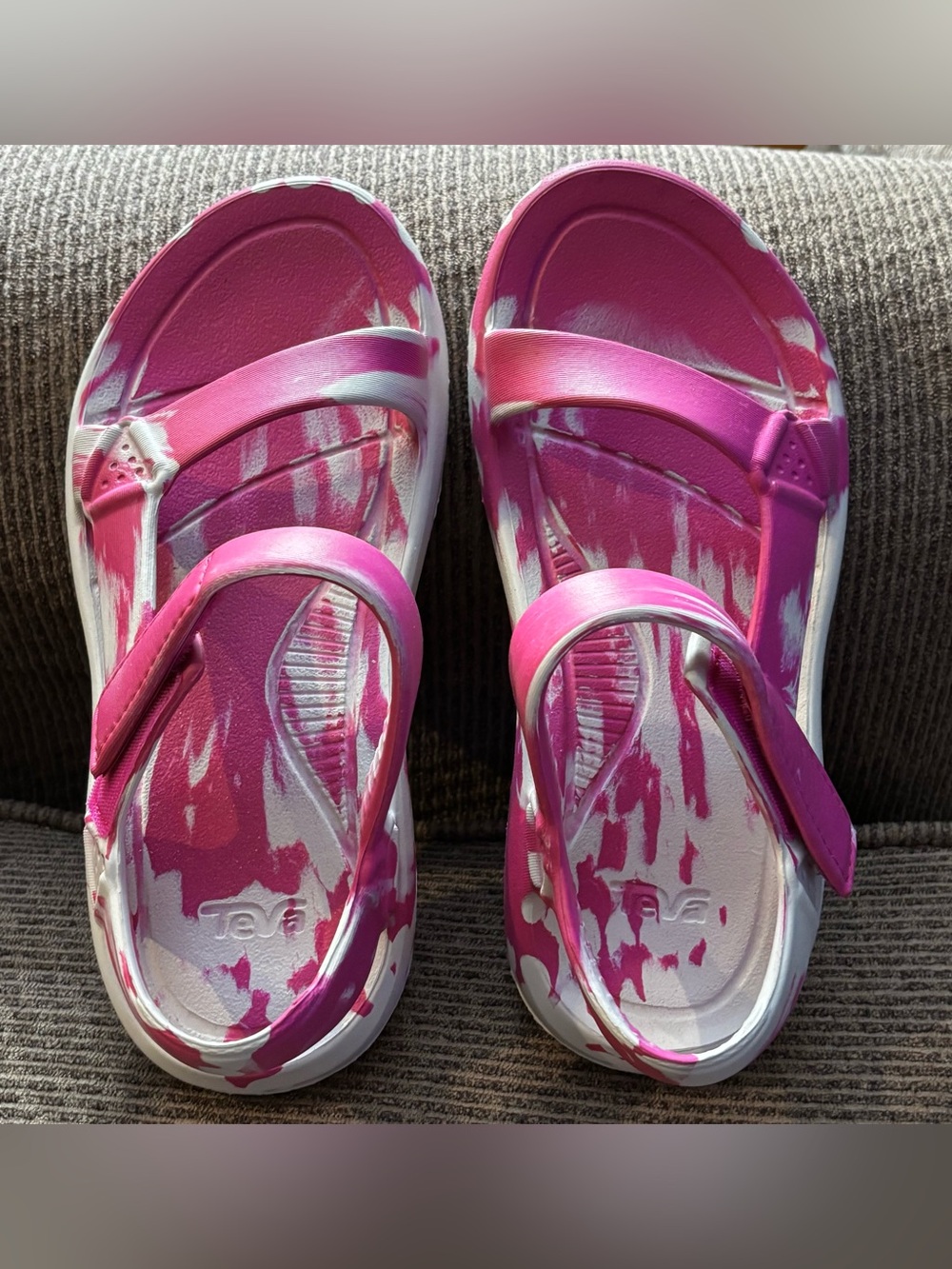 Teva hurricane drift Pink & White Sport Sandals women’s 7 beach outdoors EUC
